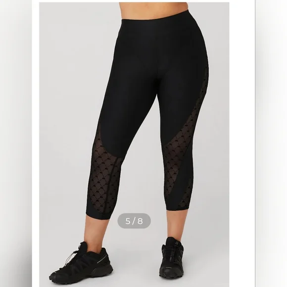 Alo Airlift Mesh High Waist Capri Celeste In Black Size Large - Picture 3 of 13